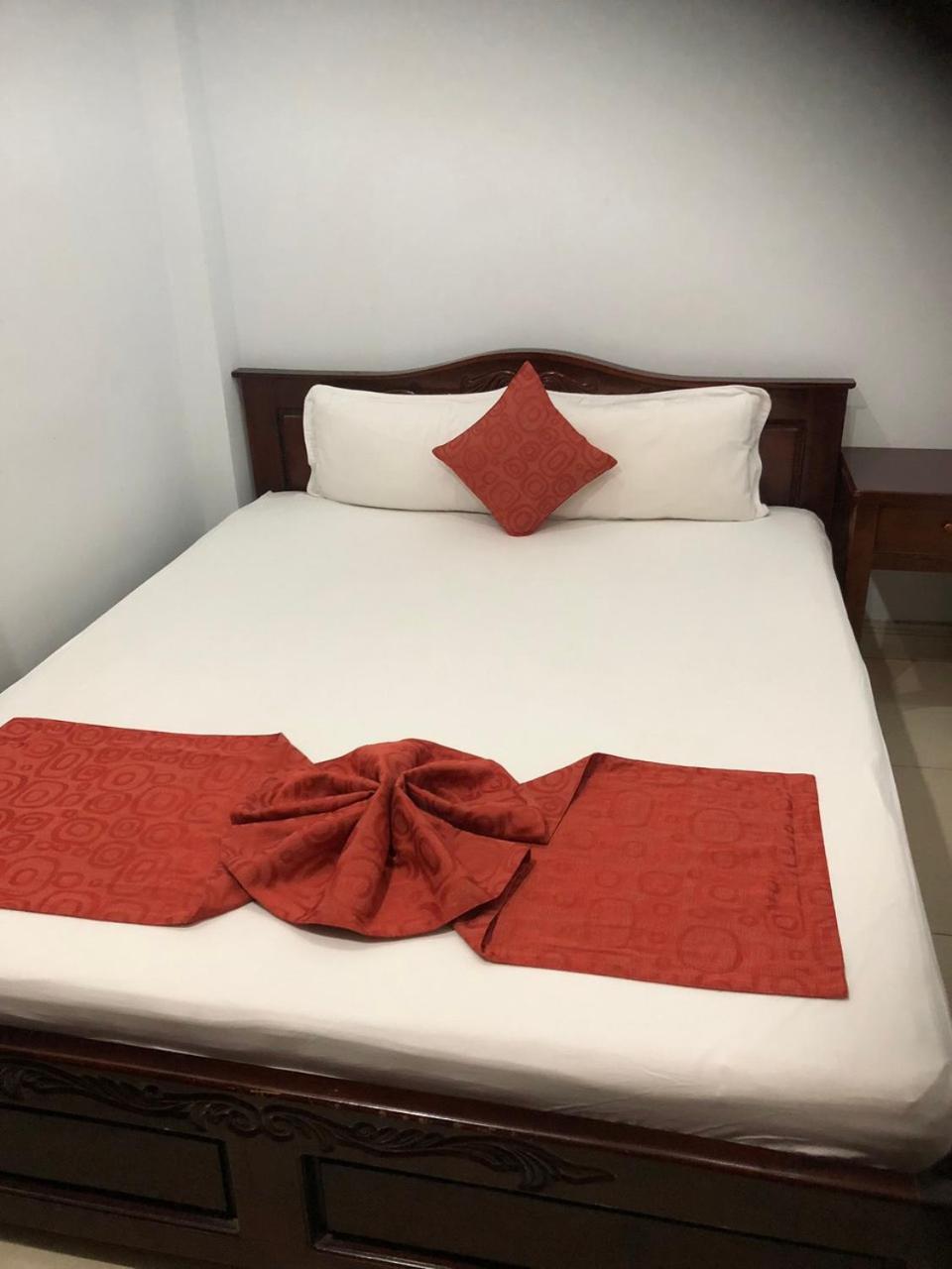 Khách sạn Tuan Long 2*