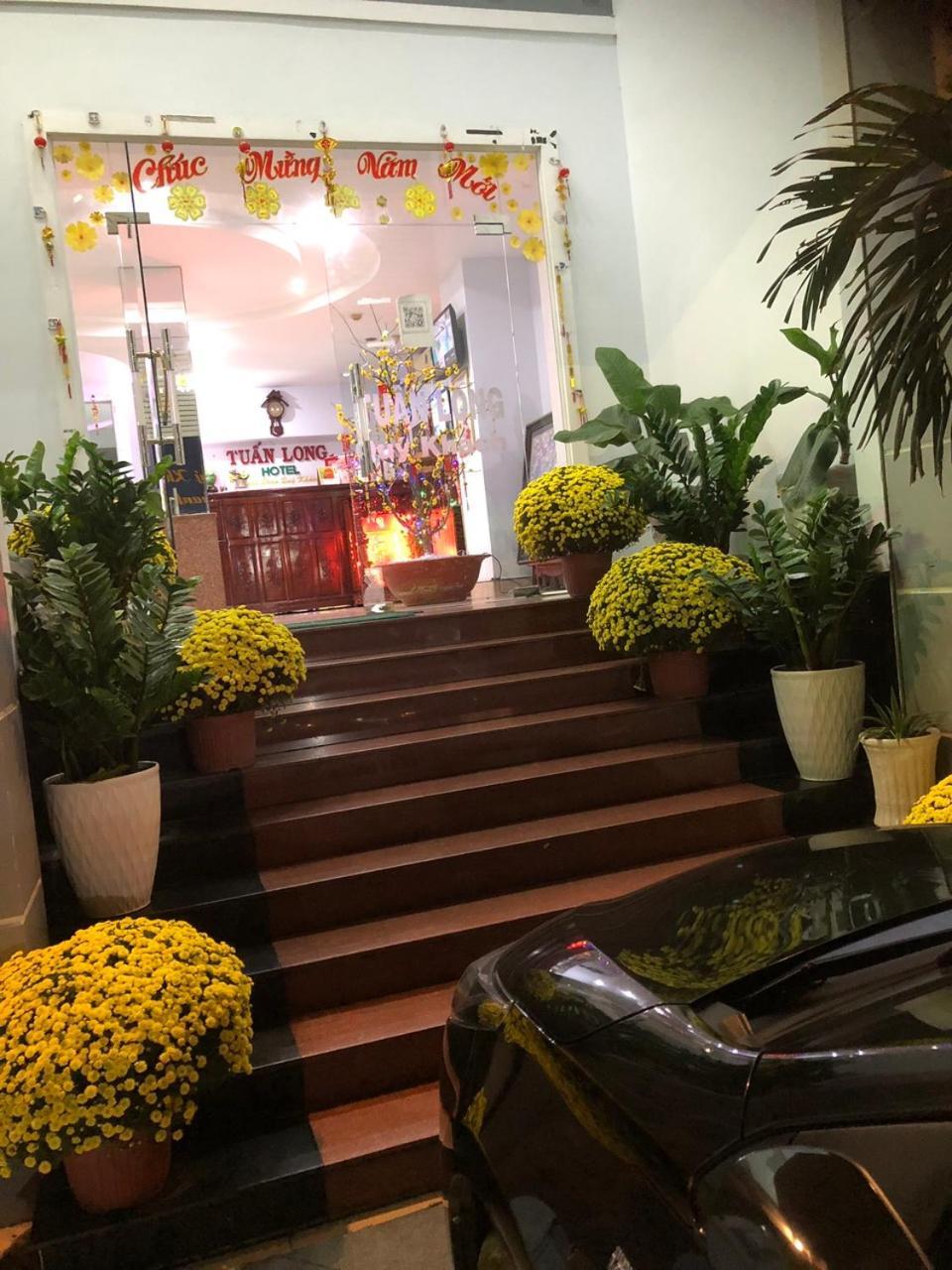 Khách sạn Tuan Long 2*