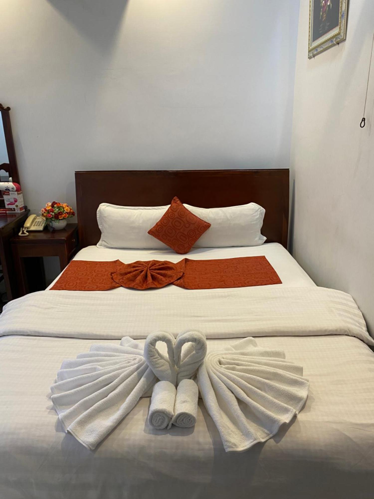 Khách sạn Tuan Long 2*